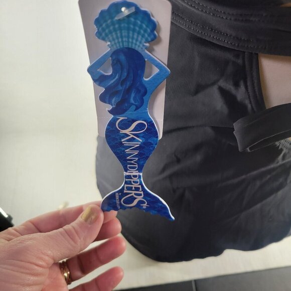 Skinny Dippers Women Black Tie Front Criss-Cross One-Piece Swimsuit Size L - Picture 3 of 7